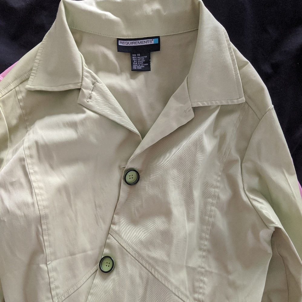 2 polyester spring jackets - Picture 2 of 7